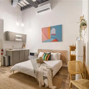  Apartment Hidden Gem Old